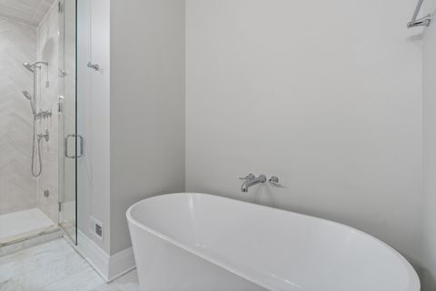 Tiny photo for 1517 W Barry Avenue #2W, Chicago, IL 60657 (MLS # 12593238)