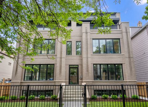 1517 W Barry Avenue 2W Chicago IL 60657