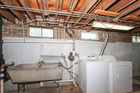 Tiny photo for 831 S Mitchell Avenue, Arlington Heights, IL 60005 (MLS # 12632375)
