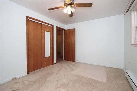 Tiny photo for 831 S Mitchell Avenue, Arlington Heights, IL 60005 (MLS # 12632375)