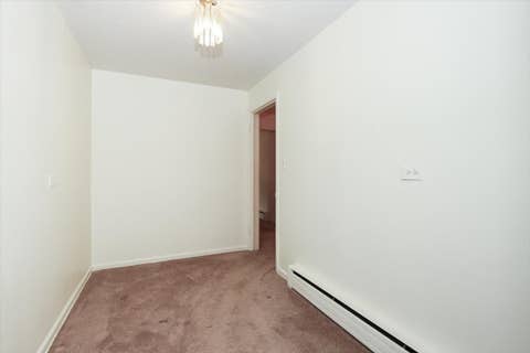 Tiny photo for 831 S Mitchell Avenue, Arlington Heights, IL 60005 (MLS # 12632375)