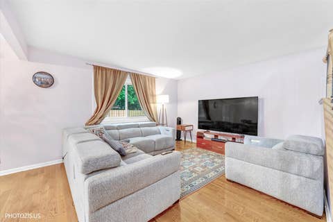 Tiny photo for 411 Hickory Drive #411, Wheeling, IL 60090 (MLS # 12698025)