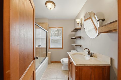 Tiny photo for 1024 Avery Avenue, Dixon, IL 61021 (MLS # 12554689)