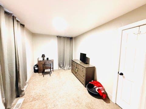 Tiny photo for 506 W Lincoln ST, Hoopeston, IL 60942 (MLS # 12704512)