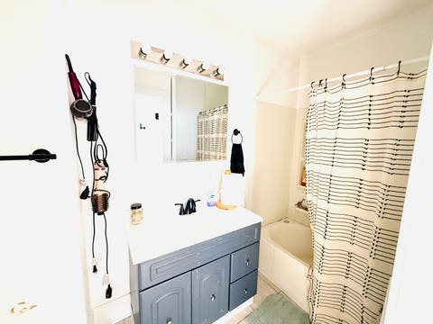 Tiny photo for 506 W Lincoln ST, Hoopeston, IL 60942 (MLS # 12704512)