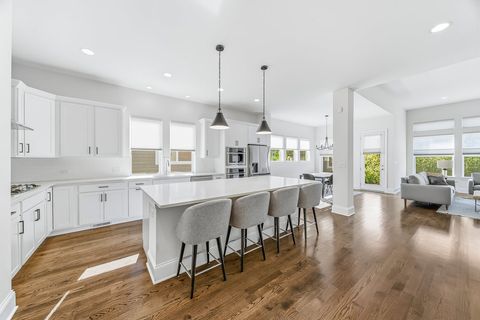 Tiny photo for 1053 Ironwood Court, Glenview, IL 60025 (MLS # 12498012)