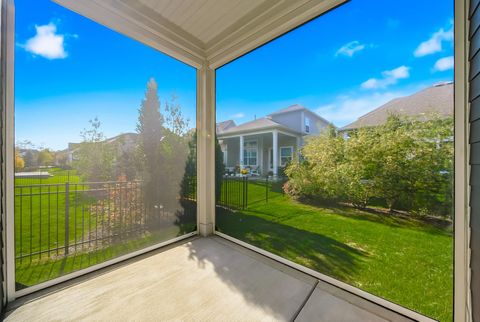 Tiny photo for 1053 Ironwood Court, Glenview, IL 60025 (MLS # 12498012)