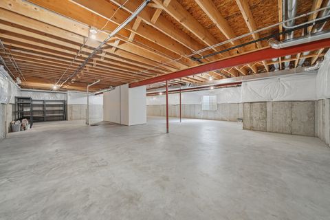 Tiny photo for 1053 Ironwood Court, Glenview, IL 60025 (MLS # 12498012)