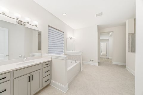 Tiny photo for 1053 Ironwood Court, Glenview, IL 60025 (MLS # 12498012)