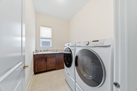 Tiny photo for 1053 Ironwood Court, Glenview, IL 60025 (MLS # 12498012)