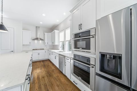 Tiny photo for 1053 Ironwood Court, Glenview, IL 60025 (MLS # 12498012)