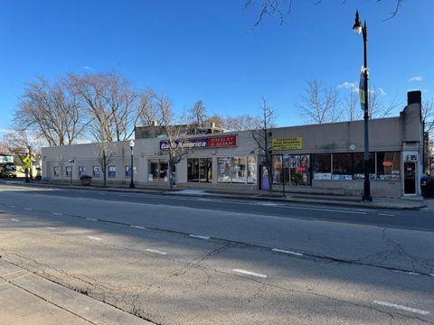 1901 W Howard Street Chicago IL 60626