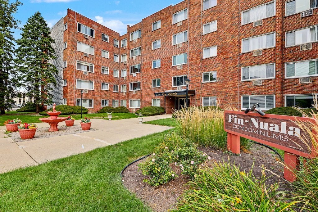 222 Madison Street 109