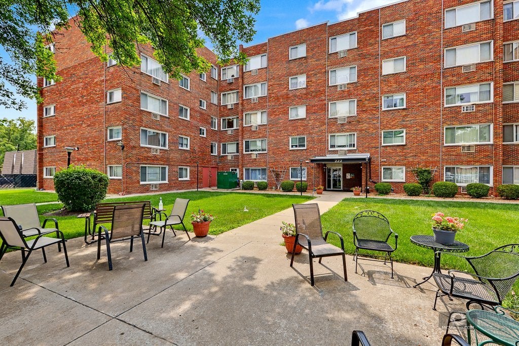 222 Madison Street 109