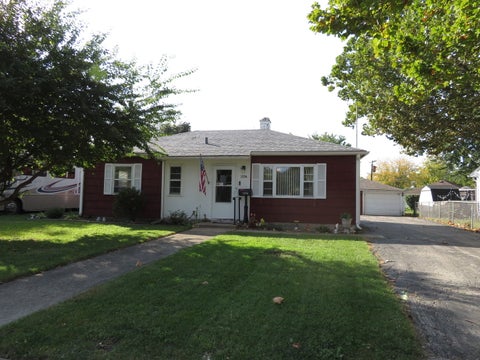 Photo of 1304 Schriber Avenue, Joliet, IL 60435 (MLS # 12782676)