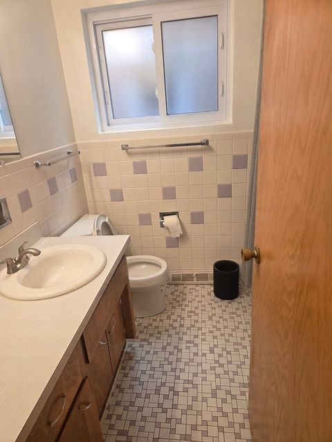 Tiny photo for 5850 N Mulligan Avenue #1, Chicago, IL 60646 (MLS # 12525187)
