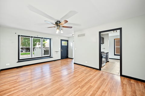Tiny photo for 333 Colony Green Drive, Bloomingdale, IL 60108 (MLS # 12766477)