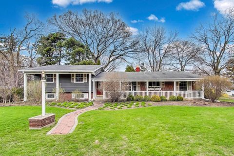 708 S Edgewood Lane Mount Prospect IL 60056