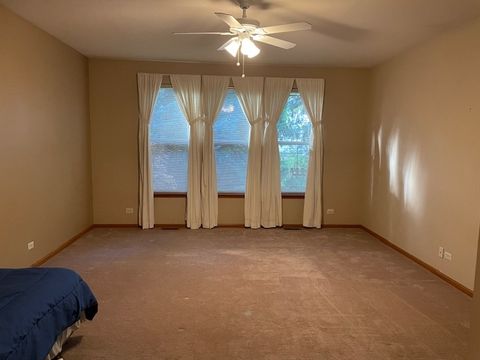 Tiny photo for 296 W Prairie Walk Lane, Round Lake, IL 60073 (MLS # 12508104)