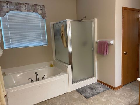 Tiny photo for 296 W Prairie Walk Lane, Round Lake, IL 60073 (MLS # 12508104)