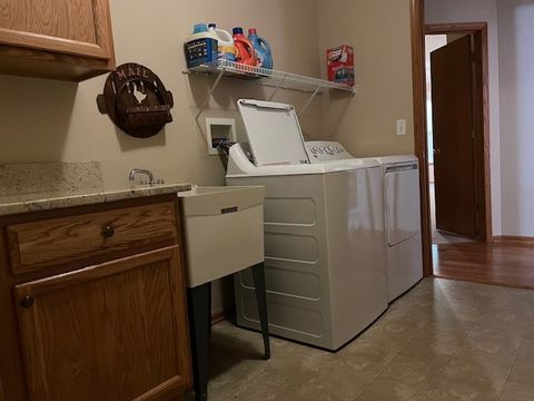 Tiny photo for 296 W Prairie Walk Lane, Round Lake, IL 60073 (MLS # 12508104)