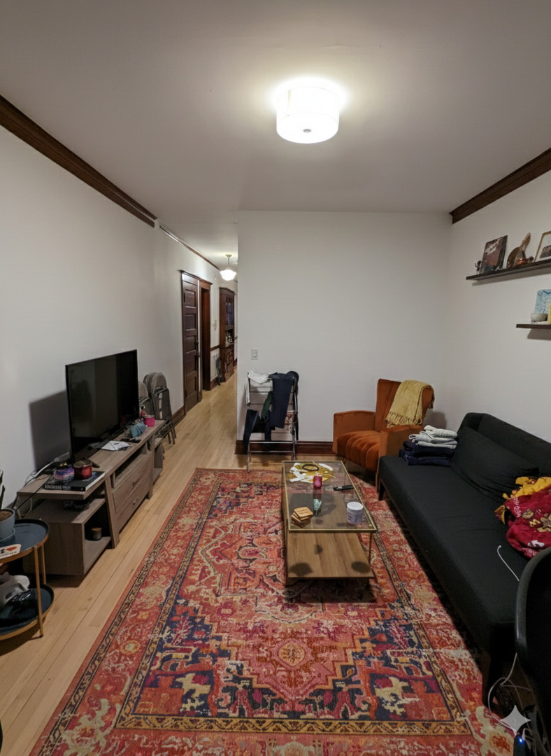 1133 N Winchester Avenue 2F