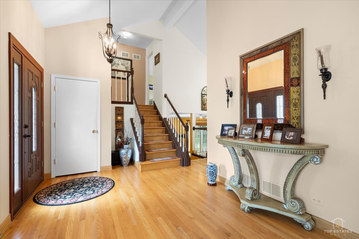 4 Waterbury Court