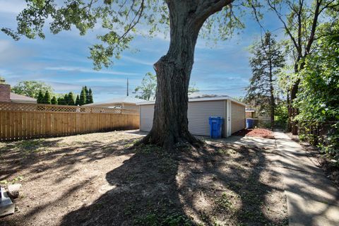 Tiny photo for 445 W 125th Street, Chicago, IL 60628 (MLS # 12516144)