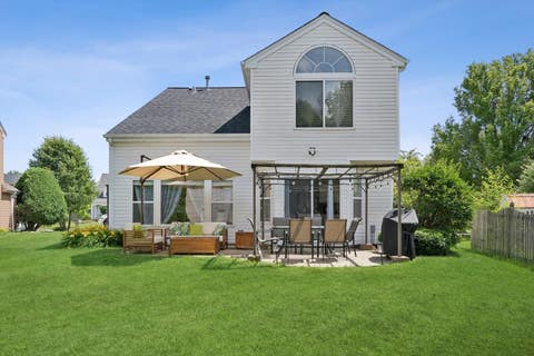 Tiny photo for 840 Violet Circle, Naperville, IL 60540 (MLS # 12679094)