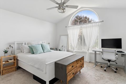 Tiny photo for 840 Violet Circle, Naperville, IL 60540 (MLS # 12679094)