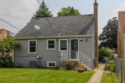 Tiny photo for 9308 S Troy Avenue, Evergreen Park, IL 60805 (MLS # 12711521)
