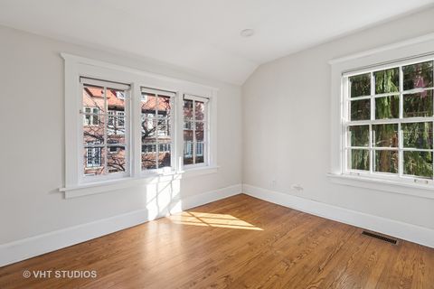 Tiny photo for 1120 Forest Avenue, Evanston, IL 60202 (MLS # 12525112)