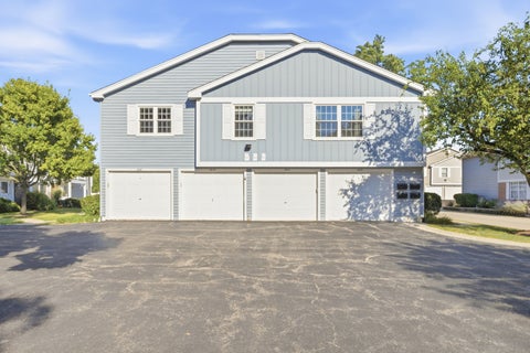 Tiny photo for 1645 Timber Trail #D, Wheaton, IL 60189 (MLS # 12751404)