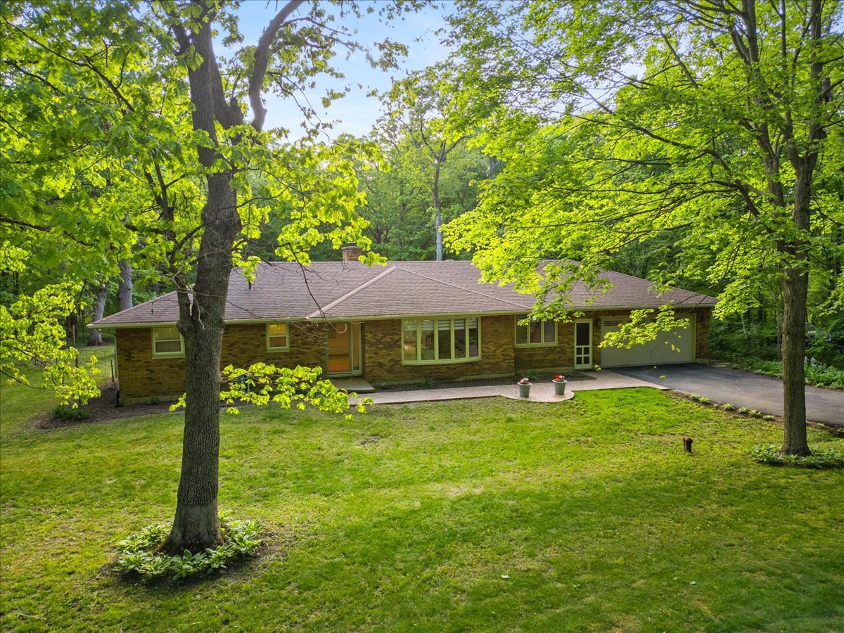 7417 N Hill Road
