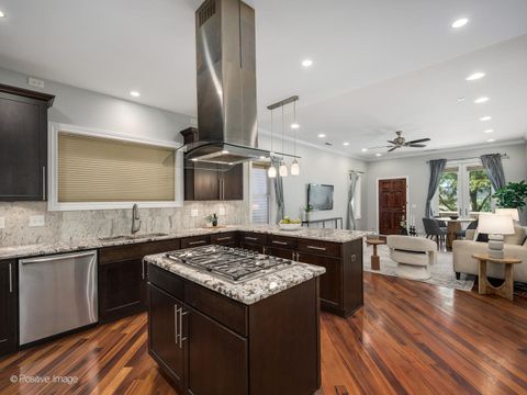 Tiny photo for 2851 N ASHLAND Avenue #1S, Chicago, IL 60657 (MLS # 12474754)