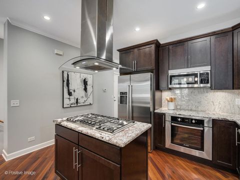 Tiny photo for 2851 N ASHLAND Avenue #1S, Chicago, IL 60657 (MLS # 12474754)