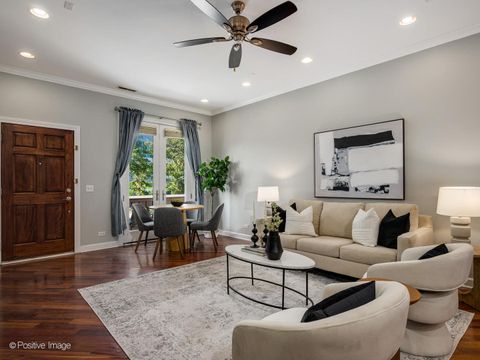 Tiny photo for 2851 N ASHLAND Avenue #1S, Chicago, IL 60657 (MLS # 12474754)