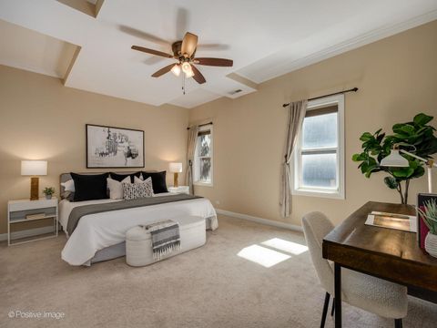 Tiny photo for 2851 N ASHLAND Avenue #1S, Chicago, IL 60657 (MLS # 12474754)