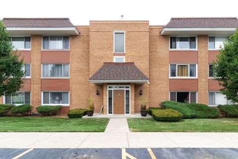 Tiny photo for 3909 W W 123RD ST. Street #205A, Alsip, IL 60803 (MLS # 12558856)