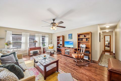 Tiny photo for 1025 Randolph Street #107, Oak Park, IL 60302 (MLS # 12578263)