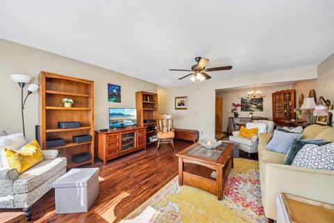 Tiny photo for 1025 Randolph Street #107, Oak Park, IL 60302 (MLS # 12578263)