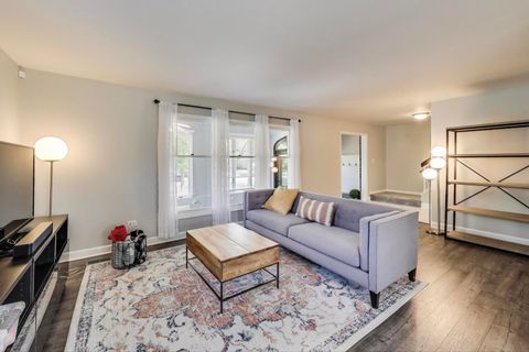 Tiny photo for 427 Charlestown Drive, Bolingbrook, IL 60440 (MLS # 12495204)