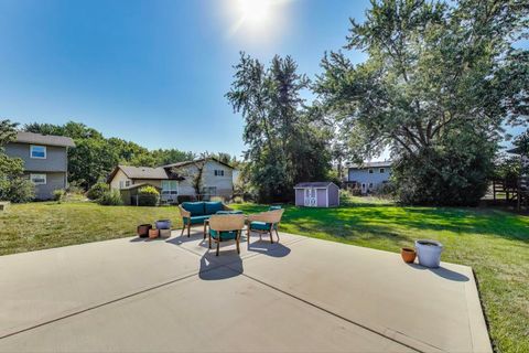 Tiny photo for 427 Charlestown Drive, Bolingbrook, IL 60440 (MLS # 12495204)