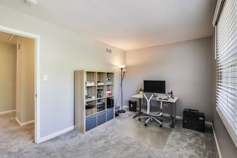 Tiny photo for 427 Charlestown Drive, Bolingbrook, IL 60440 (MLS # 12495204)