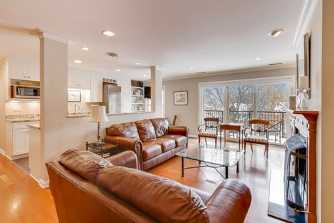Tiny photo for 1730 Hinman Avenue #3A, Evanston, IL 60201 (MLS # 12522761)