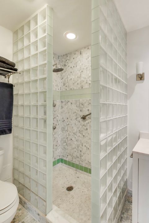 Tiny photo for 1730 Hinman Avenue #3A, Evanston, IL 60201 (MLS # 12522761)