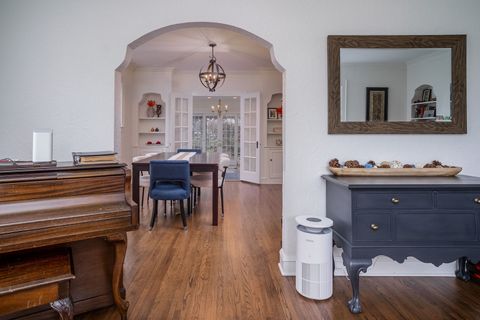 Tiny photo for 728 Howard Street, Wheaton, IL 60187 (MLS # 12580149)