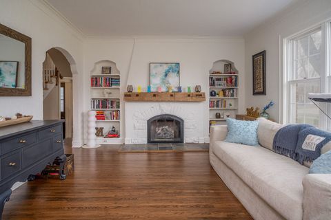 Tiny photo for 728 Howard Street, Wheaton, IL 60187 (MLS # 12580149)