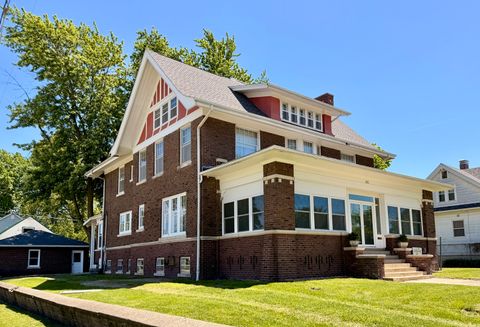 Photo of 622 N Monroe Street, Clinton, IL 61727 (MLS # 12588172)