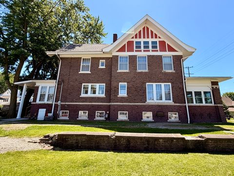 Tiny photo for 622 N Monroe Street, Clinton, IL 61727 (MLS # 12588172)